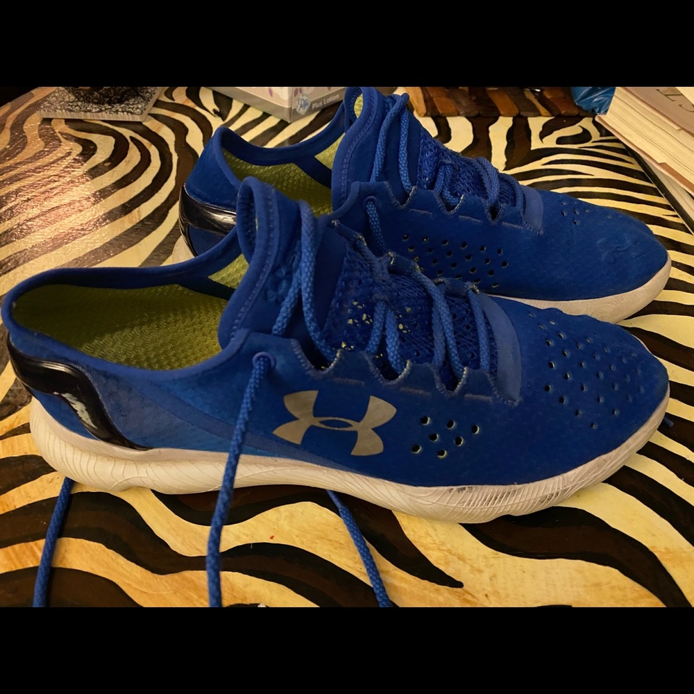 Under Armour Running shoes